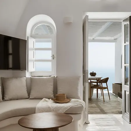 Aqua Luxury By Nomee Hospitality Group Aparthotel